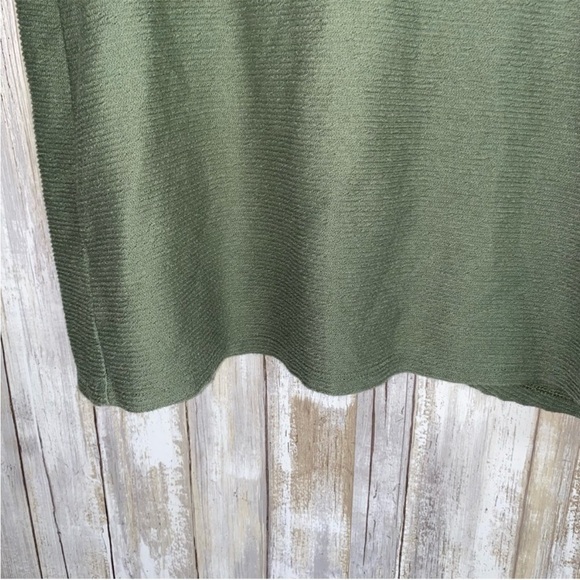 Loft Green Textured Blouse - Picture 2 of 4